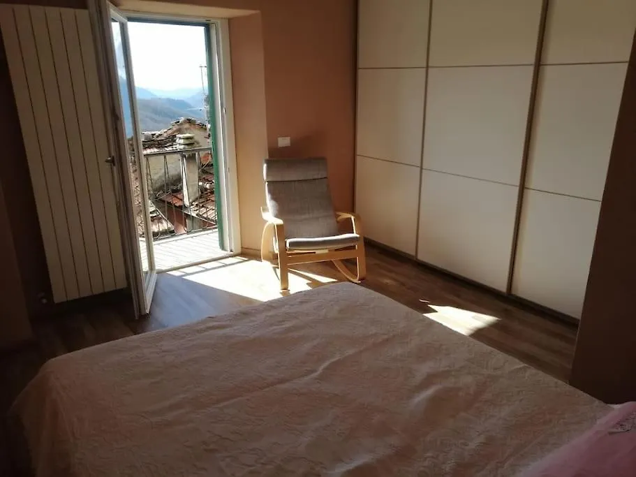 Сasa de vacaciones Villa Casa Bellavista Montefegatesi Italia